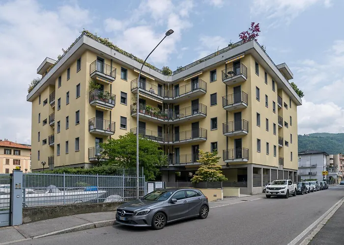 Guesthost - Spacious At 800 M From Borghi Station